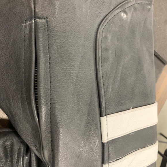 Caferacer Style Leather Jacket with white stripes - Picture 3 of 5